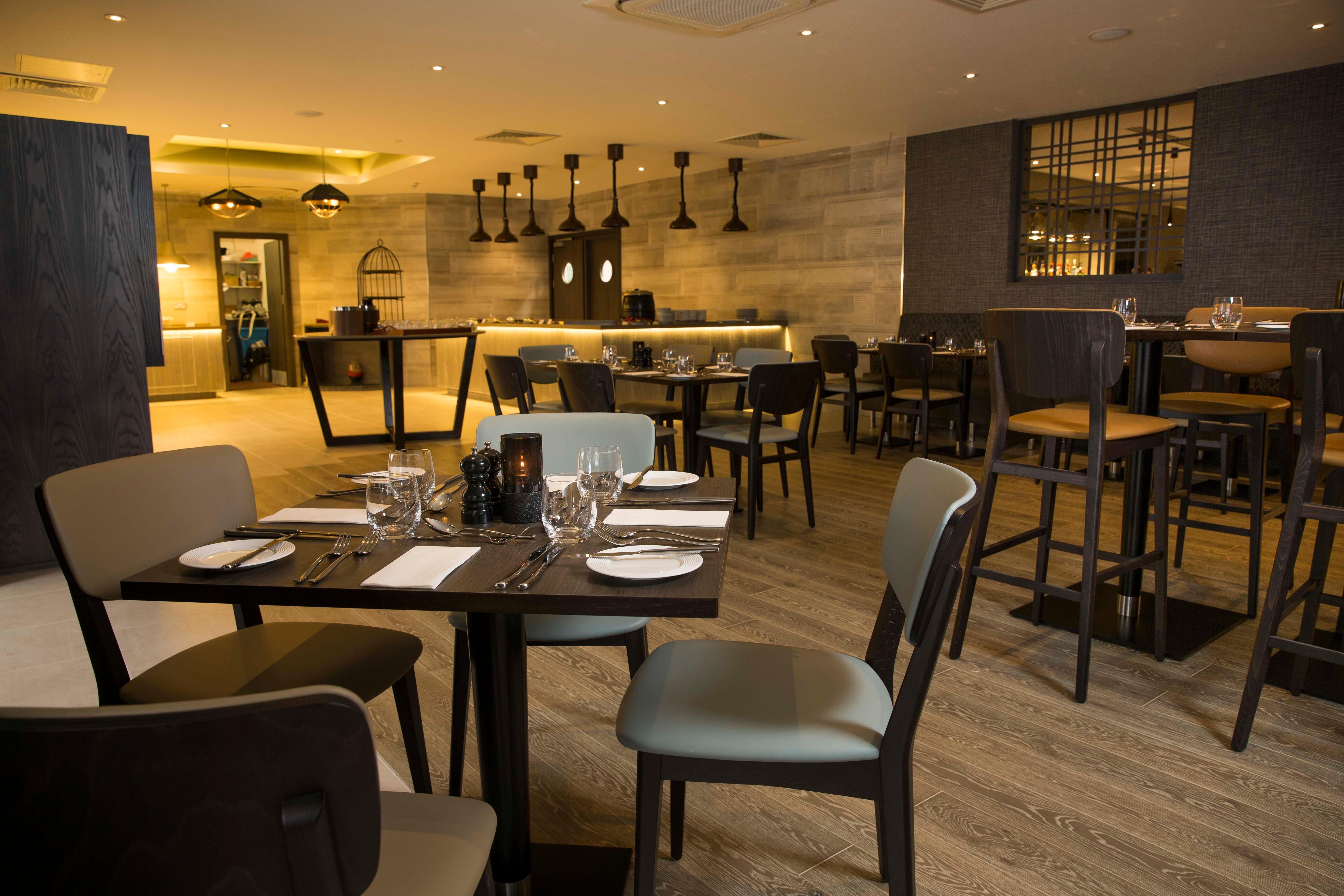 Crowne Plaza Basingstoke By Ihg Hotel Exterior photo